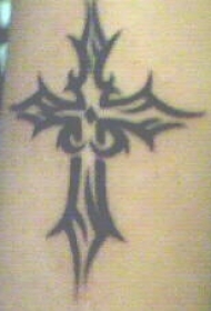 部落黑色十字架纹身图案