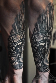 手臂黑白时钟羽毛纹身图案