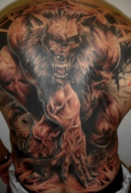 强大的狼人彩绘满背纹身图案