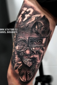 手臂黑棕色雕刻风格老人纹身图案