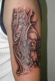 邪恶的恶魔枯树纹身图案