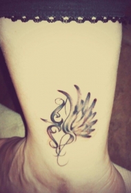 有趣的弓和箭彩绘脚踝纹身图案