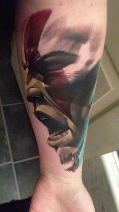 小臂愤怒的野蛮人肖像纹身图案