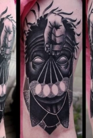 超现实主义风格的彩色神秘人像纹身图案