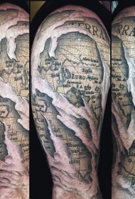 肩部彩色撕裂刻字字母纹身图案