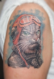 手臂彩色猫飞行员纹身图案