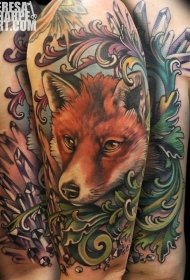 大臂彩绘狐狸与各种晶体纹身图案