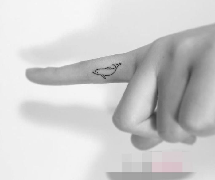 女生喜爱的黑色几何元素简单个性线条纹身图案