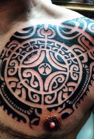 半甲黑色的阿兹特克风格图腾纹身图案