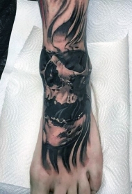 脚背黑色神秘的骷髅纹身图案