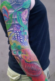 花臂彩色多彩雨林袖纹身图案