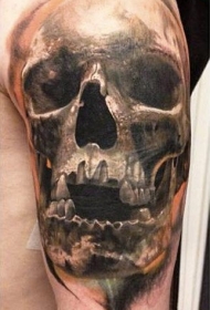 非常逼真的黑灰骷髅大臂纹身图案