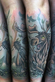 手臂彩色老派风格的麋鹿弹吉他纹身