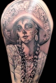 大臂墨西哥风格死亡女郎纹身图案