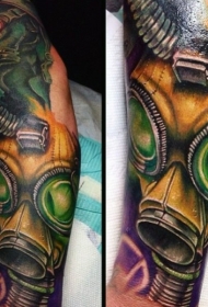 手臂彩色各种防毒面具纹身图案