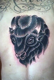 背部old school黑色牦牛头纹身图案