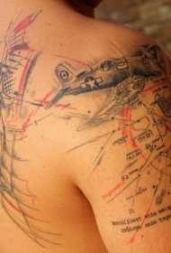 新的学校风格彩色肩部战斗机纹身