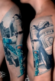 大臂性感女人与轿车纹身图案