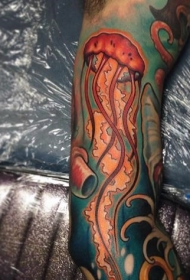 好看的彩色卡通大水母纹身图案