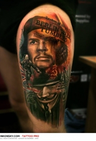 PS图象处理软件风格的彩色大腿肖像纹身