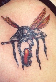 拉小提琴的悲伤精灵纹身图案