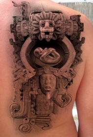 背部石雕风格立体古代雕像纹身图案