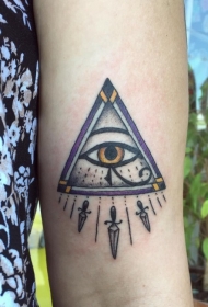 old school手臂三角程式化与荷鲁斯之眼纹身图案