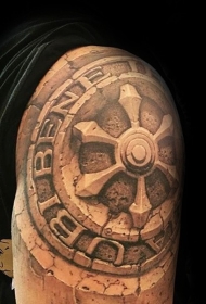 肩部石雕风格大雕塑黑灰纹身图案