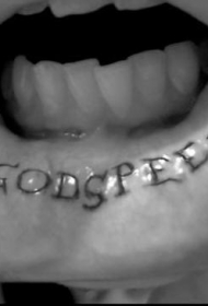 嘴唇一路顺风英文字母纹身图案