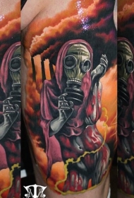 新风格的彩色女人与防毒面具纹身