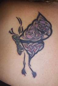 彩绘的凯尔特蝴蝶翅膀纹身图案