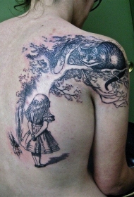 背部黑色线条童话爱丽丝仙境纹身图案