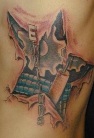 腰侧彩色五角星撕皮纹身图案