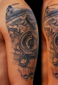 肩部黑灰航海指南针纹身图案