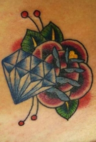 简约的花和钻石纹身图案