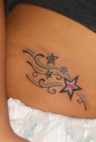 腰部彩色五角星卷曲纹身图案