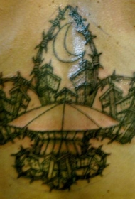 胸部简约鸢尾的城市景观纹身图案