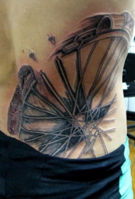 自行车车轮腰部纹身图案