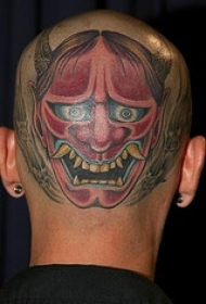 手臂彩色日式般若纹身图案