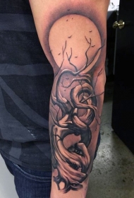 插画风格的彩色月亮枯树纹身图案