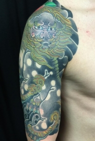 old school手臂五彩的亚洲恶魔纹身图案