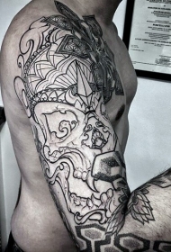 大臂黑色恶魔骷髅和各种饰品纹身图案