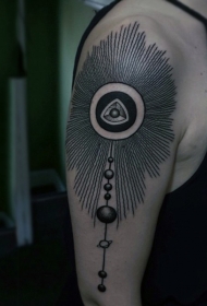 大臂部落装饰行星黑色线条纹身图案