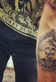 old school绅士骨架肖像手臂纹身图案