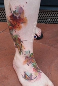 13款关于树叶的文艺小清新纹身图案