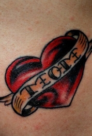 红色心形和英文字母纹身图案