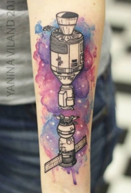 old school彩绘水墨风格太空船手臂纹身图案