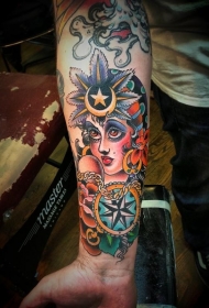 old school小臂吉普赛女孩纹身图案