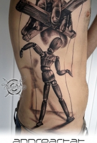 侧肋黑灰手与木制木偶纹身图案