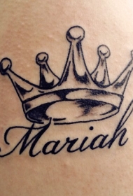 王冠和英文名纹身图案